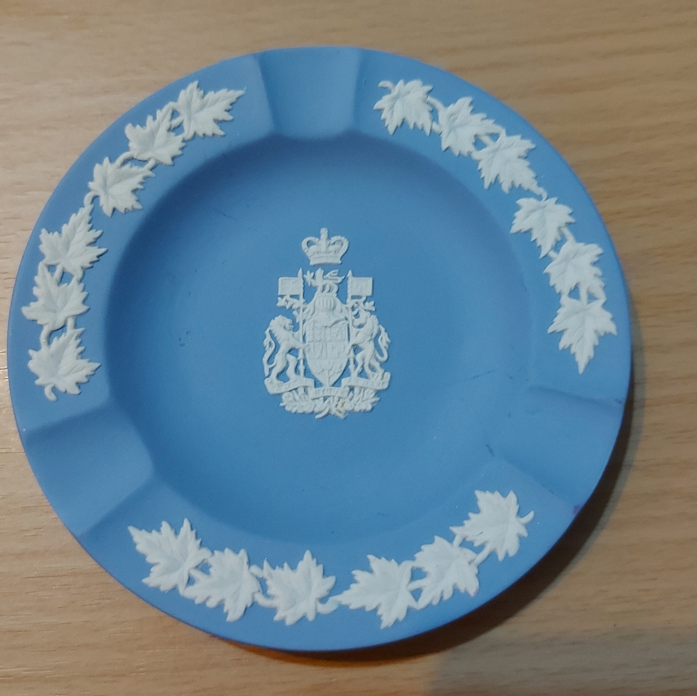 Wedgwood Coat of Arms Limited Edition Ashtray